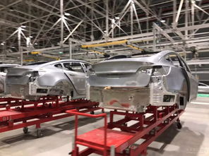 特斯拉上海工廠 疑似國產model 3車身下線